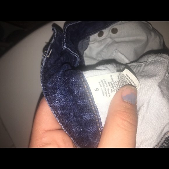 Size 6 American Eagle shorts🩳 - Picture 8 of 9